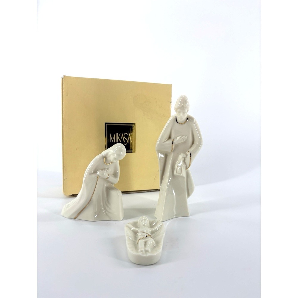 Mikasa 3 Piece Fine Porcelain Holy Night Nativity Ivory & Gold Trim